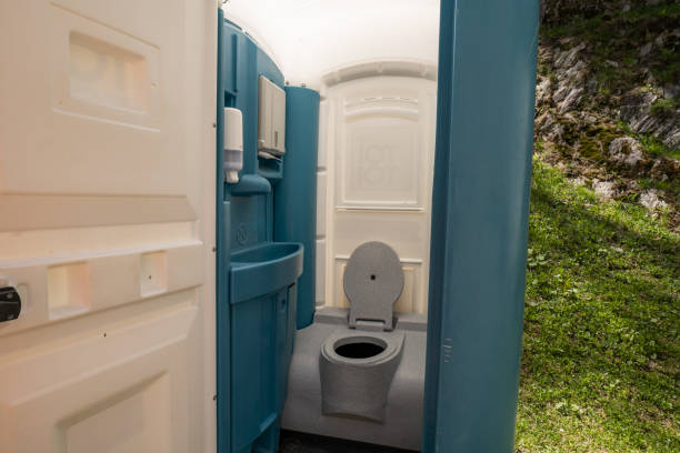 Best Restroom Trailer for Corporate Events  in West Columbia, TX